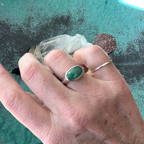Emerald Valley Ring Sz 6